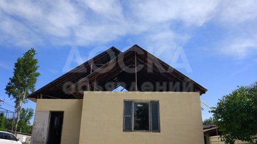 Продаю дом 6-ком., 160кв. м., этаж-1, 8-сот., стена кирпич, молодая гвардия 48б.