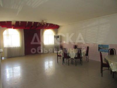 Продаю здание 823,48кв. м., с. Сокулук, ул. Фрунзе б/н (напротив госрегистра с. Сокулук)..