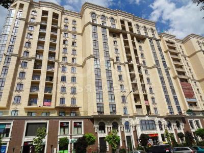 Продаю 2-комнатную квартиру, 74кв. м., этаж - 10/10, Гоголя / Чуй.