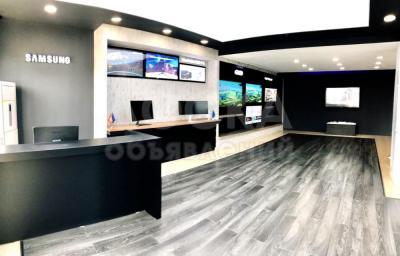 Продаю торговое помещение  155кв. м., Ахунбаева Малдыбаева напротив КГУСТА. 240 000$..