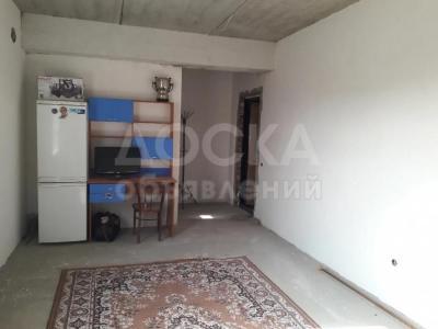 Продаю 1-комнатную квартиру, 25кв. м., этаж - 2/2, Акмуз.