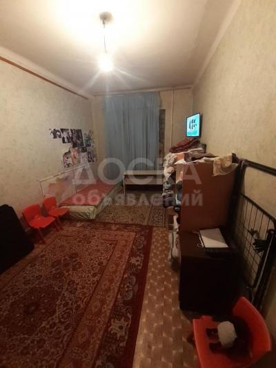 Продаю 3-комнатную квартиру, 62кв. м., этаж - 1/5, 5 микрорайон.