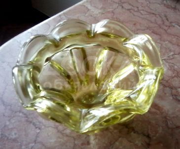 Симпатичная вазочка. 150 сом