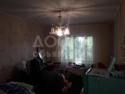 Продаю квартиру 2-ком., 40кв. м., этаж - 1/3, Поселок "Манас".