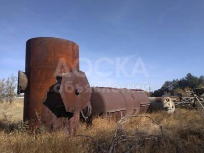 Продаю цистерны разных размеров на слом т: 0550403088
