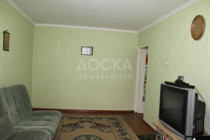 Продаю квартиру 2-ком., 44кв. м., этаж - 4/5, Городок Строителей (ул. Ауэзова),