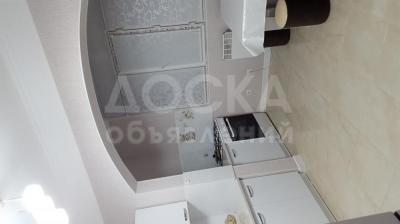 Продаю 3-комнатную квартиру, 80кв. м., этаж - 1/9, Улан2.