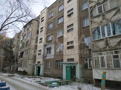 Продаю 2-комнатную квартиру, 48кв. м., этаж - 3/5, Аламедин 1.