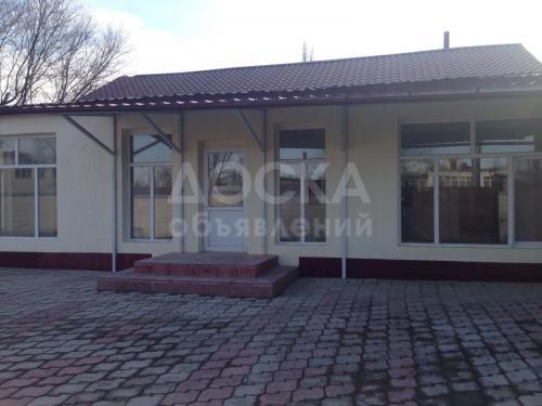 Продаю коммерческую недвижимость свободного назначения 120кв. м., с. Люксембург,