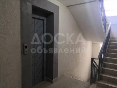 Срочно продам! 2 к. кв.Элит. Ахунбаева. 44м2. 30,5т$ 0702228000 0554448000