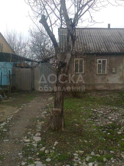 Продаю дом 3-ком., 64кв. м., этаж-1, 7-сот., стена саман, новопокровка.