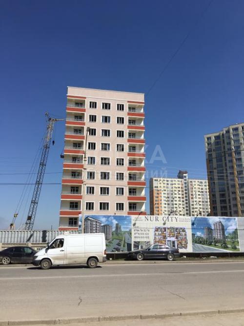 Продаю квартиру 2-ком., 78кв. м., этаж - 8/10, Нижний Джал.