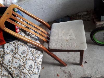 Стулья деревянные