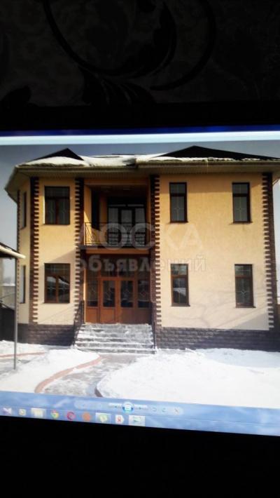 Продаю дом 1-ком., 1кв. м., этаж-3, 5-сот., стена кирпич, К.Маркса.