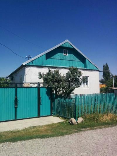 Продаю дом 6-ком., 76кв. м., этаж-1, 5.5-сот., стена кирпич, Токмок.