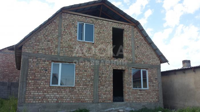 Продаю дом, 5-ком., 140кв. м., этаж-2, 5-сот., стена кирпич, н/с Арча Бешик,