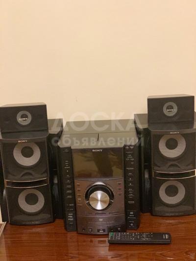 Музыкальный центр,+ DVD в идеале не пользовались