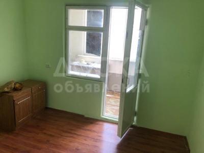 Продаю 2-комнатную квартиру, 52кв. м., этаж - 2/3, Мкр. Достук .