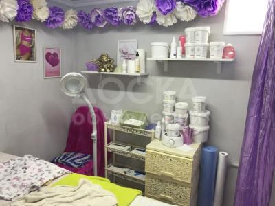 Продаю 2-комнатную квартиру, 88кв. м., этаж - 1/4, 9 мкр Тыныстанова дом 6 .