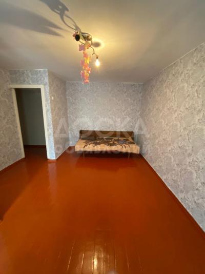 Продаю 2-комнатную квартиру, 43кв. м., этаж - 2/4, Донецкая/Абая 33,500$.