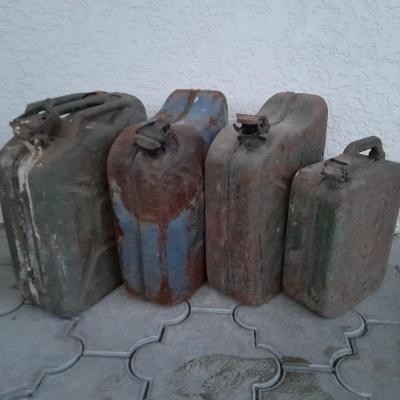 Канистры, все 4 за 1200 сом
