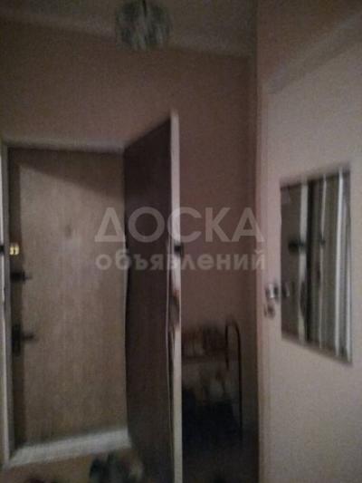 Продаю квартиру 1-ком., 44кв. м., этаж - 6/9, Район Таш рабат, не угловая.