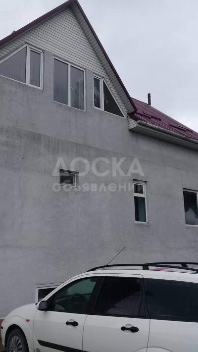 Продаю дом 14-ком. 360кв. м., этаж-2, 6-сот., стена кирпич, Ж/М Эне-Сай ул 21 конечн.240-104.