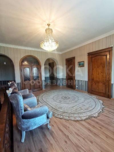 Продаю дом 6-ком. 400кв. м., этаж-2, 15-сот., стена кирпич, Щербакова/Джержинского.