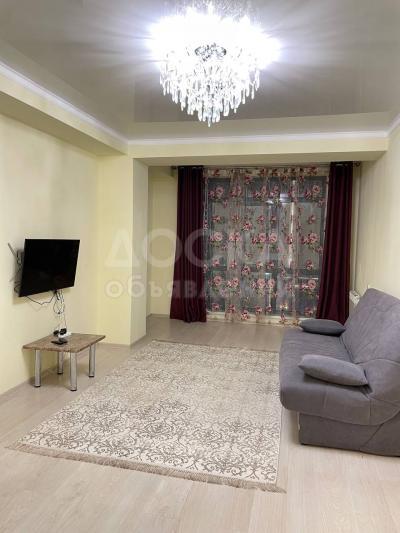 Продаю 3-комнатную квартиру, 95кв. м., этаж - 10/10, Токтогула 163-165 Исанова.