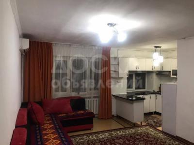 Продаю 2-комнатную квартиру, 46кв. м., этаж - 1/2, Урицкого 34/12.