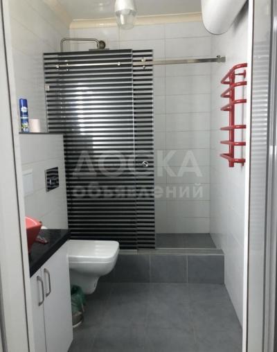 Продаю 4-комнатную квартиру, 143кв. м., этаж - 3/10, Токтогул 116.