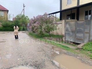 Продаю дом 5-ком. 90кв. м., этаж-2, 8-сот., стена кирпич, с.Ново-Павловка, ул.Мира ,д.27.