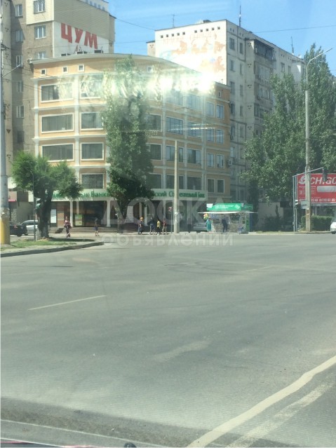 Продаю квартиру 3-ком., 76кв. м., этаж - 9/9, Ибраимова 40.