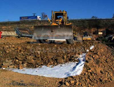 Геотекстиль, георешетка, геосетка.