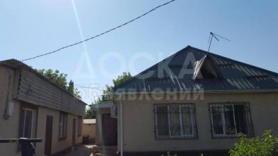 Продаю дом 4-ком., 100кв. м., этаж-1, 5-сот., стена кирпич, Ак-Босого.