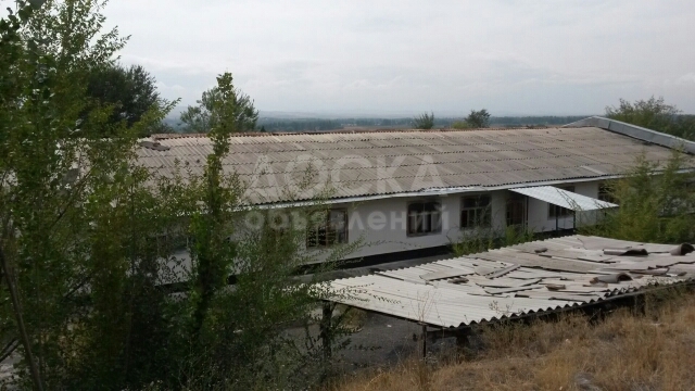 Продаю спортивно-оздоровительный комплекс (сауны, бассейн, спортзал, сад), или участок 70 соток, б/п. Г.Ош, р-н СМУ-ТТ, 250 т $