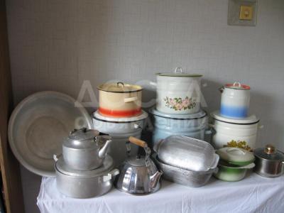 Распродажа! распродается посуда б/у в хорошем состоянии .