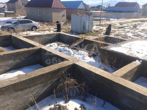 Продаю участок под строительство, 4.1 сотых соток селекционное,