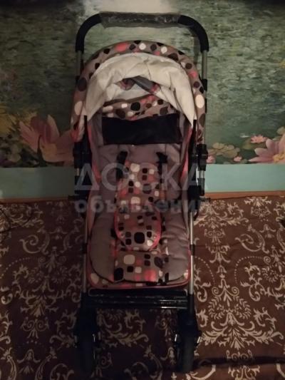 ПРОДАЮ КОЛЯСКУ. 4 сезона