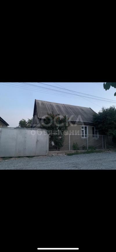 Продаю дом 5-ком. 71кв. м., этаж-1, 6-сот., стена другое, Садовая.