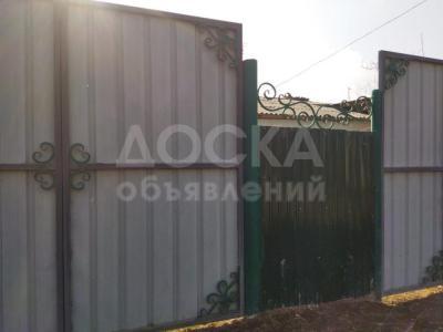 Продаю коттедж 4-ком. 65кв. м., этаж-1, 4,5-сот., стена кирпич, Чуйская область поселок Искра.