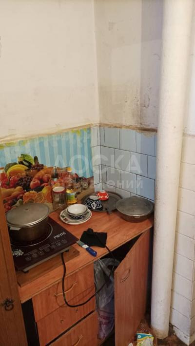 Продаю 1-комнатную квартиру, 24кв. м., этаж - 2/2, кожзавод.