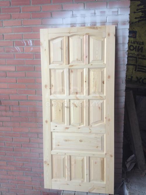 Двери из массива сосны