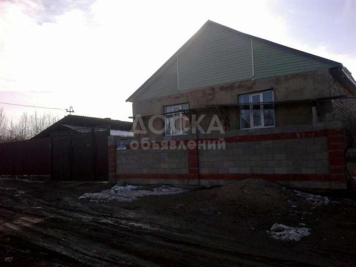 Продаю либо меняю (на недвижимость в Бишкеке) дом в Караколе.