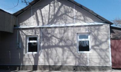 Продаю дом 4-ком., 75кв. м., этаж-1, 12-сот., стена кирпич, с. Ленинское.