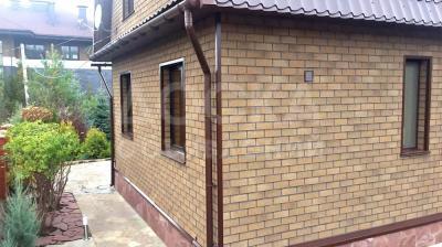 Фасадная плитка ТЕХНОНИКОЛЬ HAUBERK – современный материал для облицовки строения.