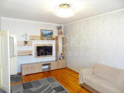 Продаю 3-комнатную квартиру, 65кв. м., этаж - 8/9, Гоголя/Токтогула.