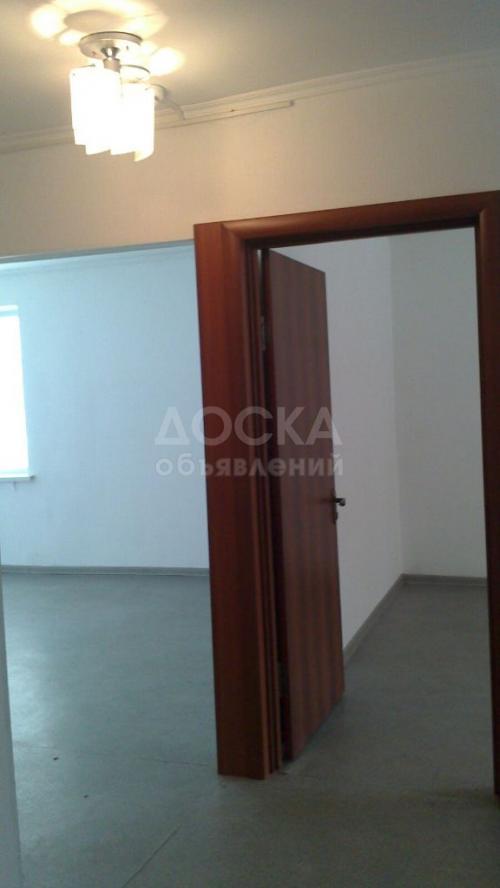 Сдаю коммерческую недвижимость торговые помещения 90кв. м., Бишкек,