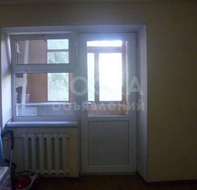 Продаю 1-комнатную квартиру, 30кв. м., этаж - 2/4, Политех.