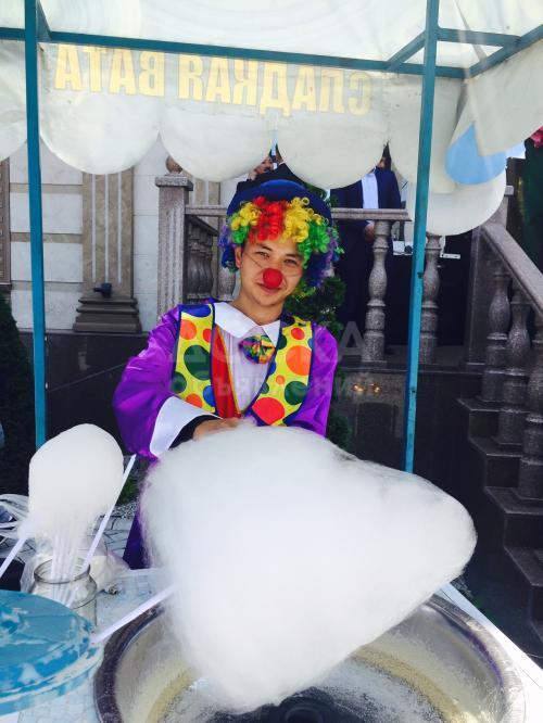 Сладкая сахарная вата на Ваш праздник! Сладкая вата в Бишкеке.